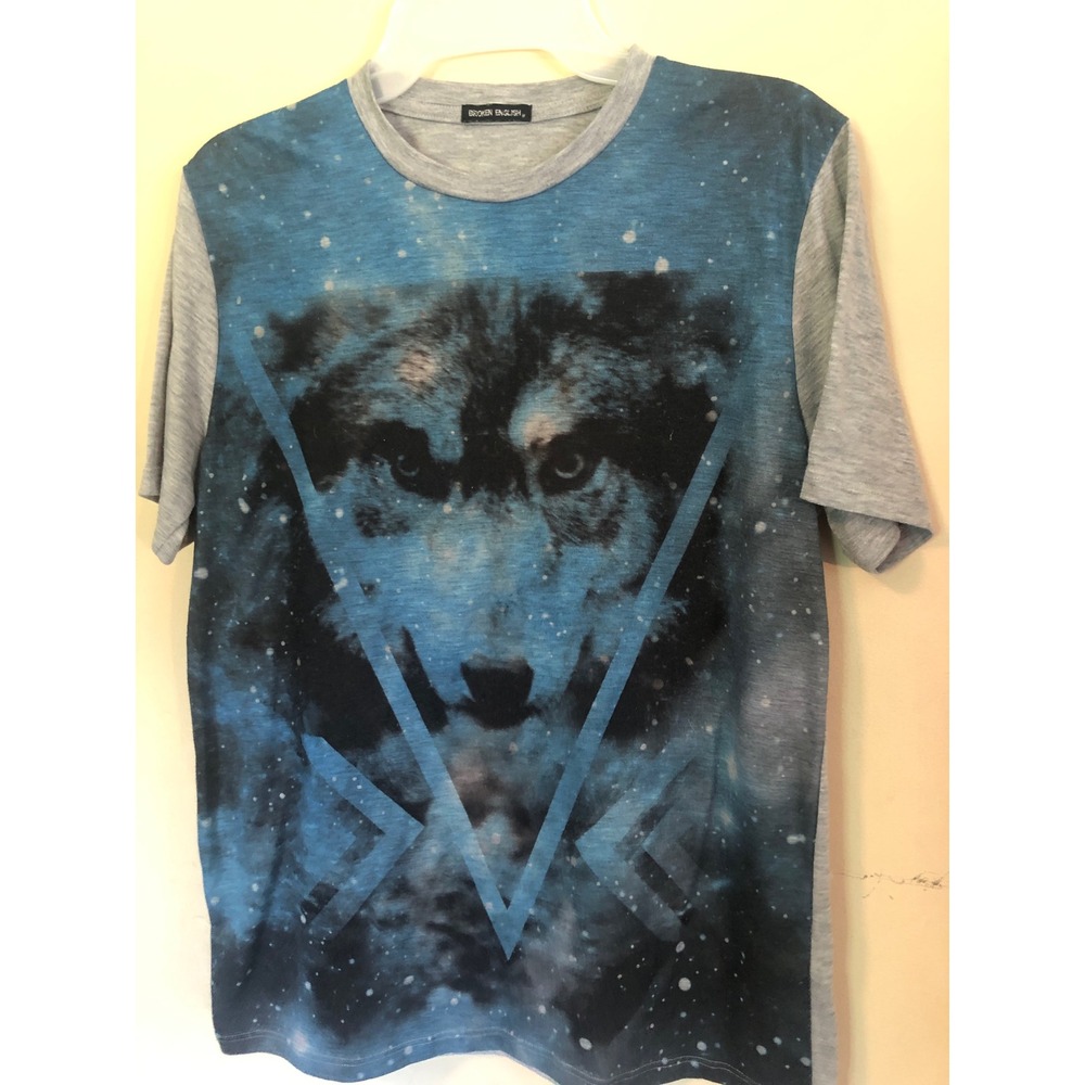 Broken English Mens Wolf Galaxy Graphic T-Shirt Blue Grey Geometric Size M